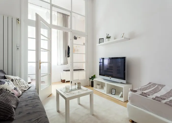Apartment Marko Walk Score 91Washerfast Wifi